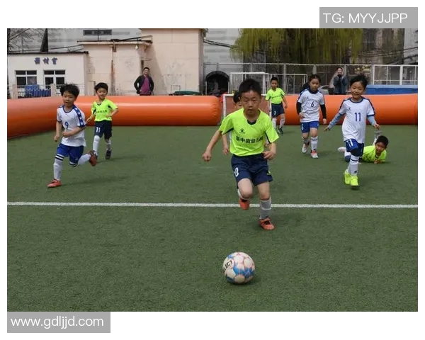 足球明星齐聚新疆为青少年足球发展助力精彩活动即将开启